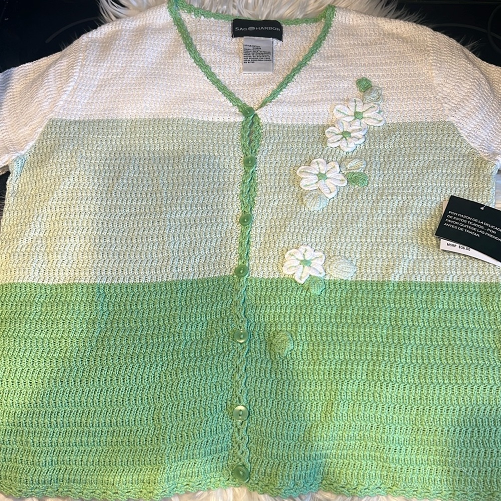 Sag Harbor NWT Sweater